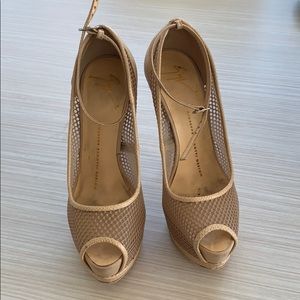 Giuseppe Zanotti Sharon Platform Pumps